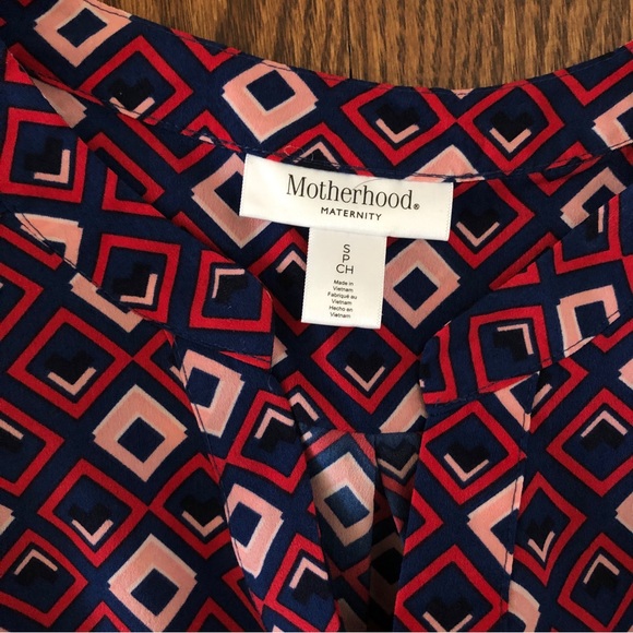 Bundle of 4 Sleeveless Maternity Blouses - Picture 10 of 11